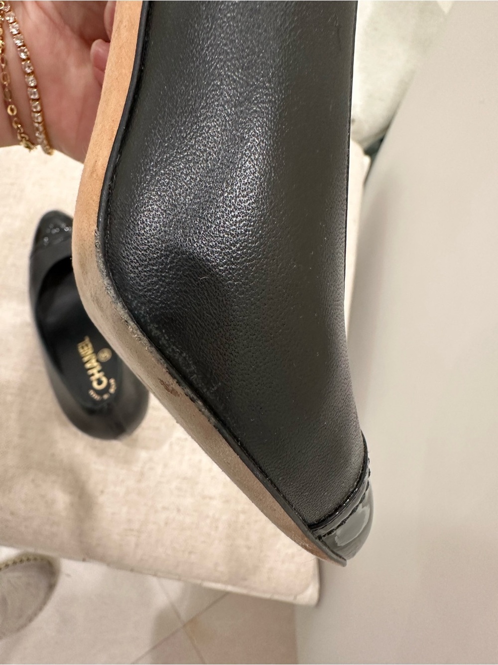 CHANEL Black Leather Pumps with Patent Cap-Toe - Picture 4 of 12
